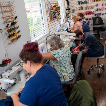 DSC_3716 Sew Fabulous Team At Work